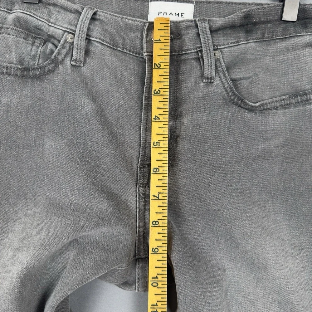 FRAME L'Homme Mens Slim Jeans in the color Castle Rock‎ -Gray Size 32